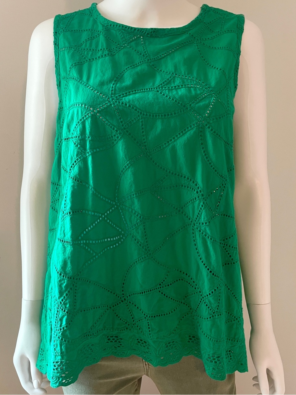 Cabi Gemma Green Embroidered Eyelet Lace Top